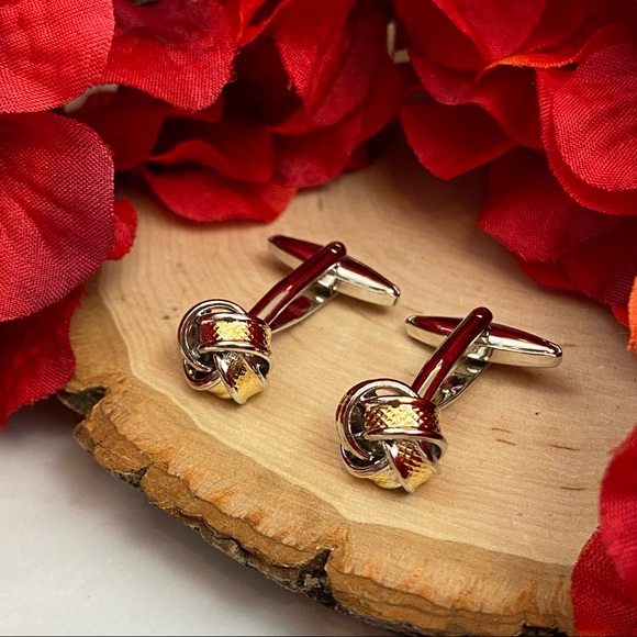 ‘Tying the Knot’ Silver and Gold Knotted Cufflinks - Picture 8 of 16